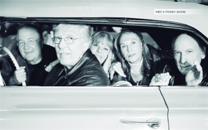 A partir da esquerda: Bob Toth, Gary Van Deursen, Suzanne Rayot, Arlene Norbe e Charlie Schwartz. Foto: NBC 