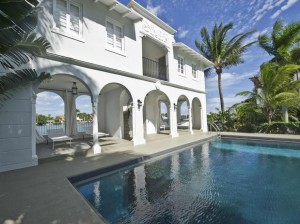 miamialcaponemansaorts