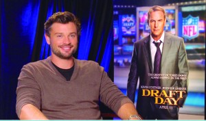 ator Tom Welling DRAFT DAY