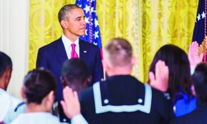 Obama Presides Over Naturalization Ceremony