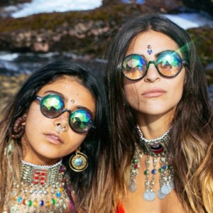 8tov6a-l-610x610-sunglasses-chick-hippie-hippie+girls-gypsy-gypsy+girls-tumblr-2015+trends-summer-spring-beach-shiny-cool-trendy-sparkly-boho-pretty-girls-futuristic-bohemian-coachella-weheartit-co-2