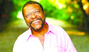 Martinho-da-Vila-2015a-dest