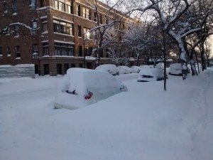 Snow_on_cars_in_Chicago_in_February_2015