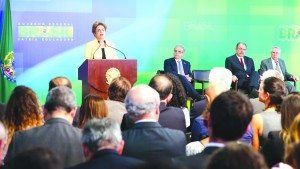 RSF_Dilma-Rousseff-durante-lancamento-programa-Hora-do-ENEM_01