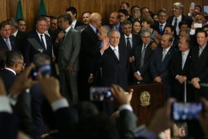 Brasília - O presidente interino Michel Temer durante cerimônia de posse aos novos ministros de seu governo, no Palácio do Planalto (Marcello Casal Jr/Agência Brasil)