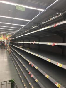 supermercado-vazio