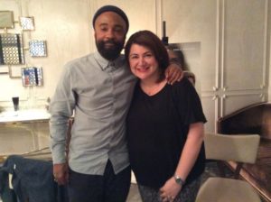 Jana com o diretor Bradford Young
