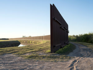 construção muro fronteira EUA 