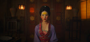 A atriz Yifei é Hua Mulan. (Cortesia: Disney)